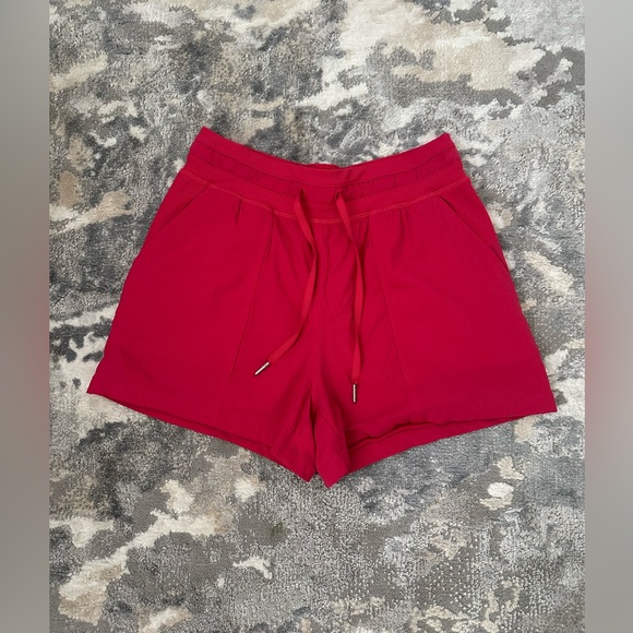 LULULEMON DANCE STUDIOS SHORTS - Picture 1 of 3